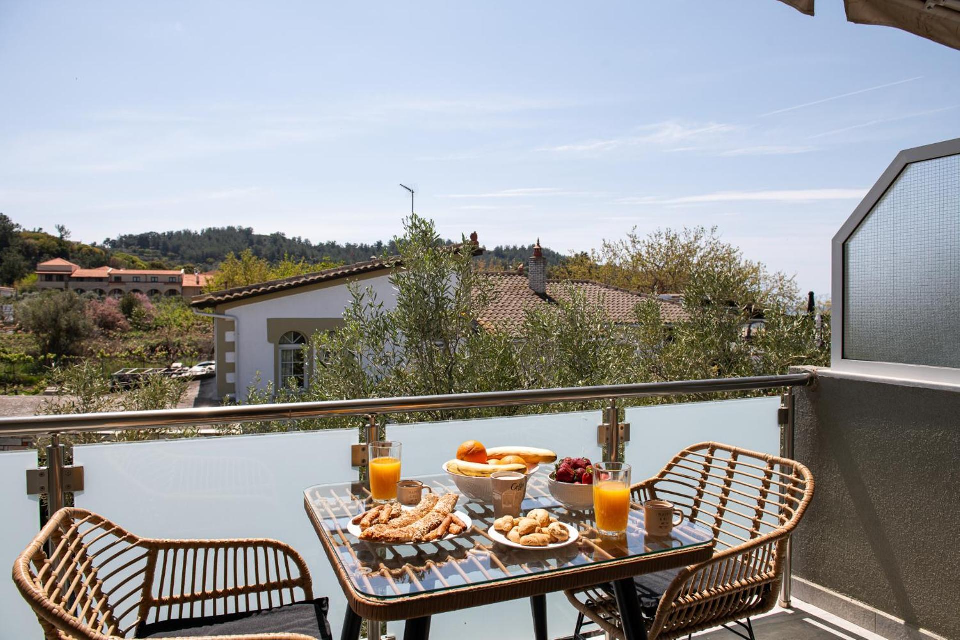 Olivento Beach Front Suites Potos Zewnętrze zdjęcie